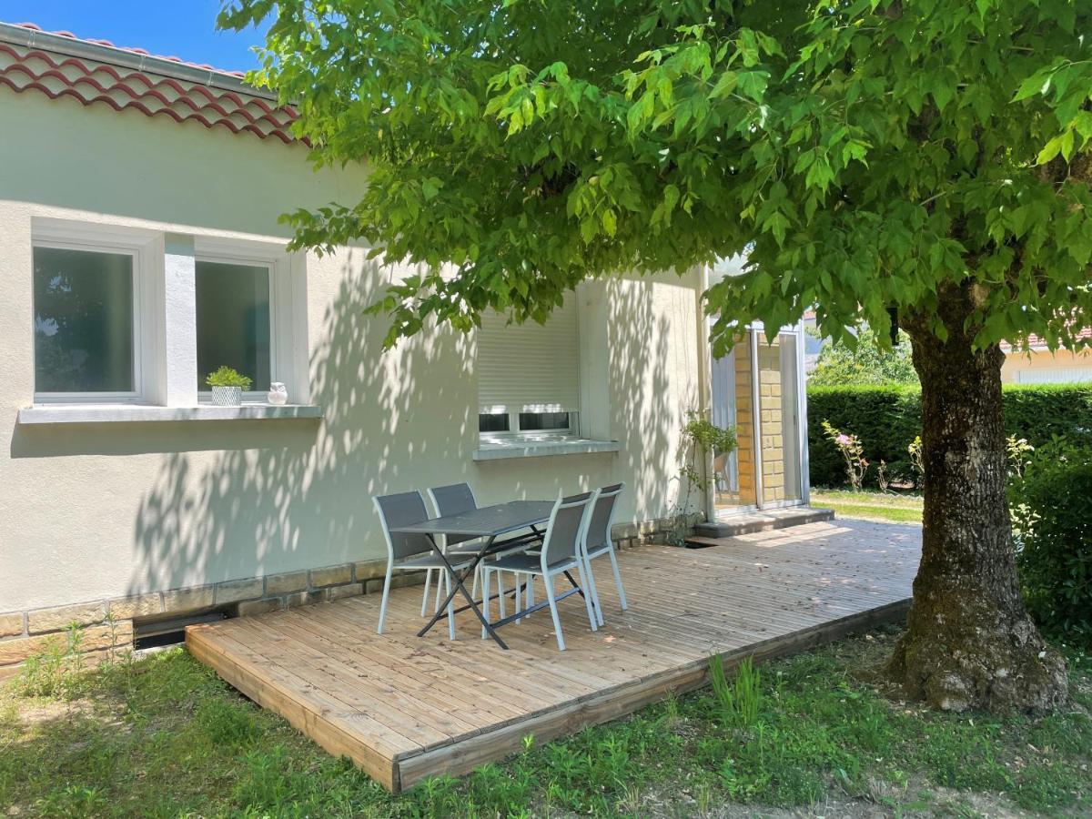 Aux Lagerstroemias Villa แบร์เฌอรัก ภายนอก รูปภาพ